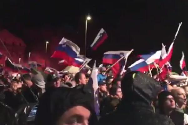 TOTALNI HAOS U LJUBLJANI! Žurka za pamćenje, lude Slovence ni kiša nije omela u proslavi evropske titule sa svojim ljubimcima! (FOTO) (VIDEO)