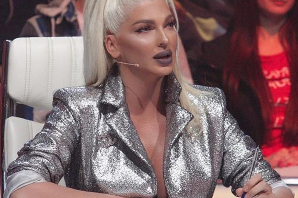 OTVORENO PISMO JELENE KARLEUŠE O ZLOSTAVLJANJU: Pljuvali su me, šutirali, a onda PESNICE u glavu dok teče KRV iz ušiju!