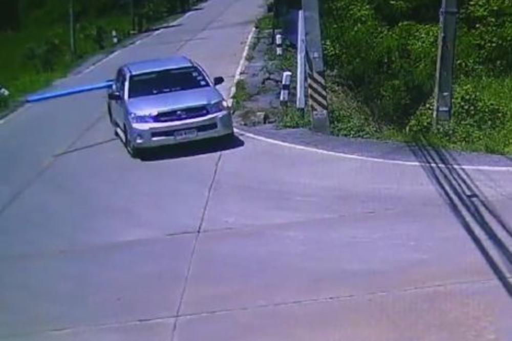 MOMAK (27) DIVLJAO PO AUTO-PUTU, SRPSKA POLICIJA GA JEDVA UHVATILA: Nećete VEROVATI koliko je JURIO!