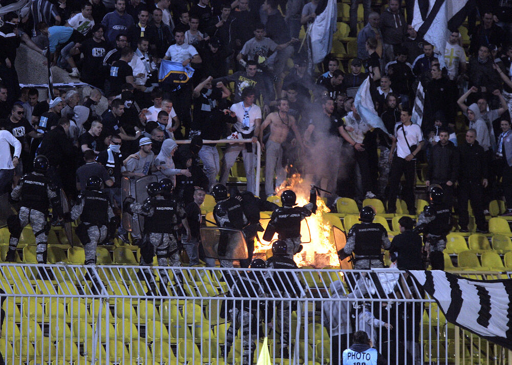 Navijači Rada, Junajted Fors  