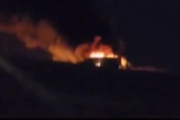 Zatvoren glavni aerodrom u Istanbulu nakon PADA AVIONA! (VIDEO)