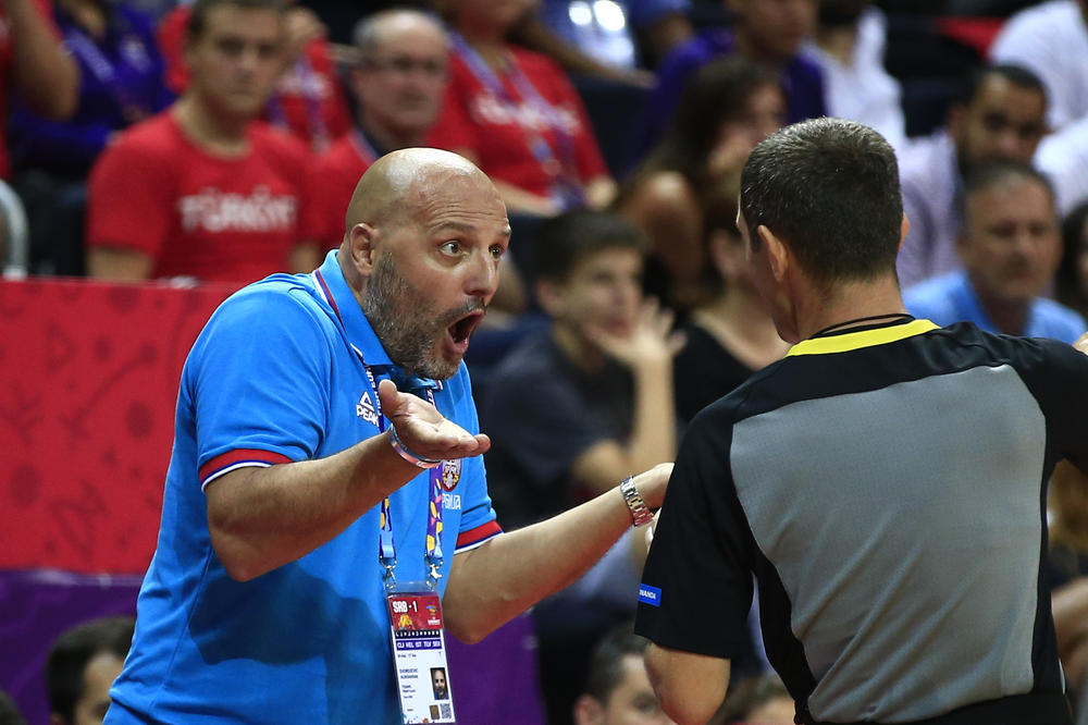 NE BISMO DA VAM SOLIMO RANU, ALI... Pojavio se snimak svih odluka sudija na štetu Srbije u finalu Eurobasketa, opet ćete goreti od besa! (VIDEO)