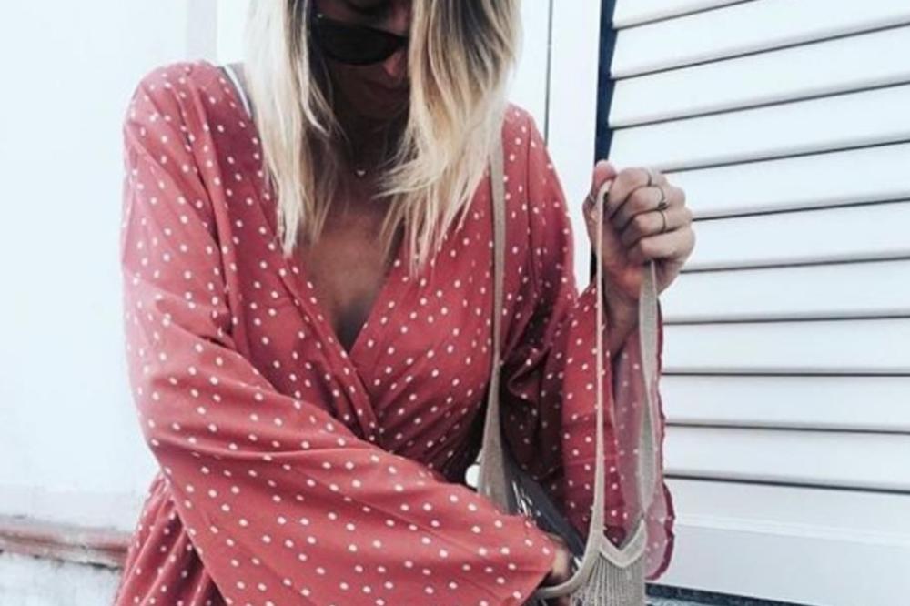 KOŠTA 101 DINAR, praktična je i izgleda fenomenalno: OVA TORBICA JE APSOLUTNI HIT i san svake žene! (FOTO)