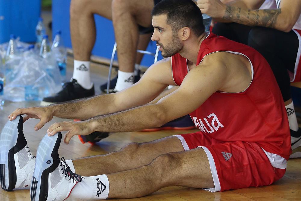 BRANKO LAZIĆ: Bila je to sasvim obična šetnja, a onda mi se svet srušio! (FOTO) (VIDEO)