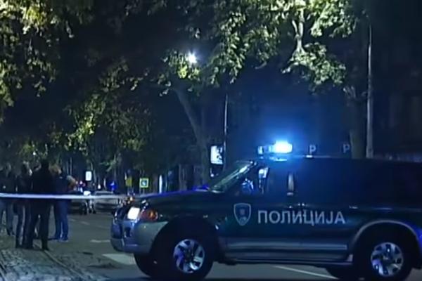 POLICIJA JE PRONAŠLA LEŠ MUŠKARCA S KASETOFONOM U RUCI: Samo 1% ljudi može da reši ovu zagonetku!