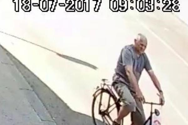 PRERUŠIO SE U PROSJAKA, PA IZREŠETAO MUŠKARCA PRED ŽENOM I DECOM! Da li ste videli ovog čoveka? Zove se Nikola Jovanović (FOTO)