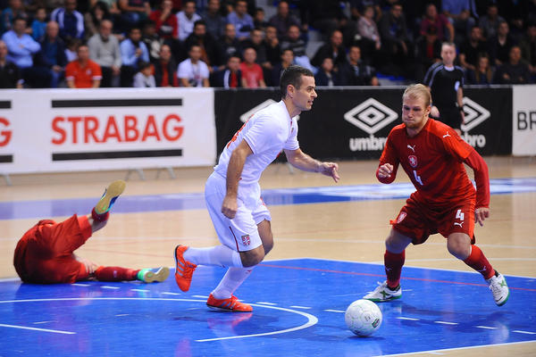 Ekonomac je prejak za ovu ligu! Novi Pazar na rođenom pragu morao da broji do 7!