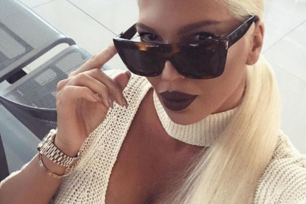 OVAKO SE VOLI BEOGRAD! Pogledajte šta je Karleuša uradila, ali prvo UDAHNITE DVA PUTA! (VIDEO)