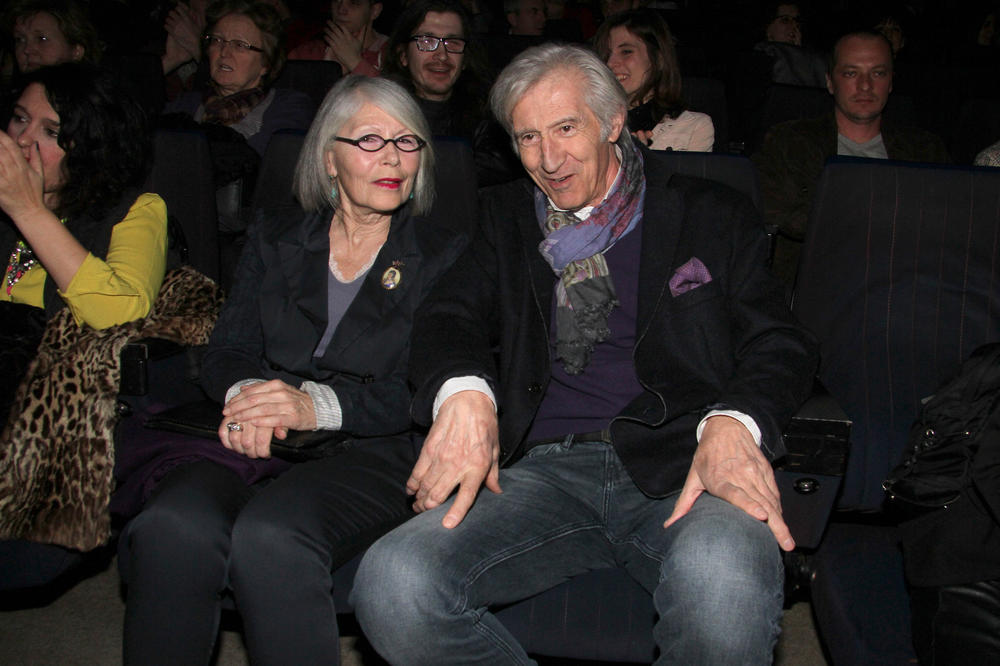 UPALI U STAN MRTVOG LJUBIŠE SAMARDŽIĆA I ODNELI SVE ŠTO SU MOGLI! Udovica Ljubiše Samardžića: DOŽIVELA SAM NOVI PAKAO! (FOTO)