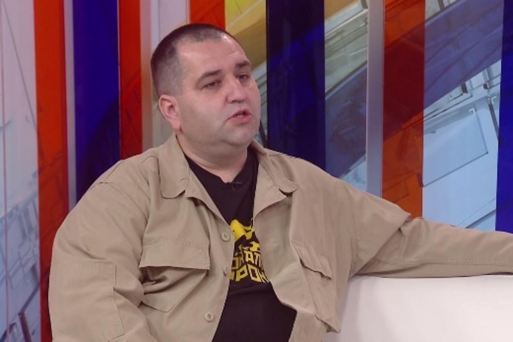 NEMATE VI VLAST, NEĆE VAM PROĆI, NAROD JE OPASAN! Ovaj mladi političar iz Kraljeva održao je govor za pamćenje! (VIDEO)