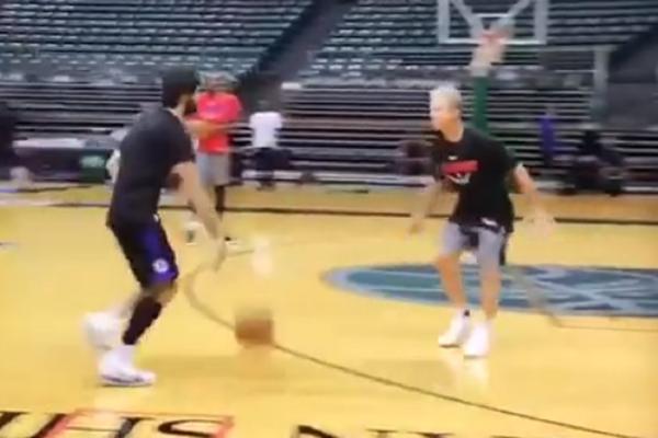 Ako se ono što Bogdan radi zove rešetanje, kako se naziva ovo što za rukom polazi Teu? (VIDEO)