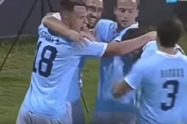 RITUAL ŽRTVOVANJA PRED MEČ RADA: Zaklali su je, mazali se krvlju! Ruke im bile krvave do lakta! (FOTO) (VIDEO)