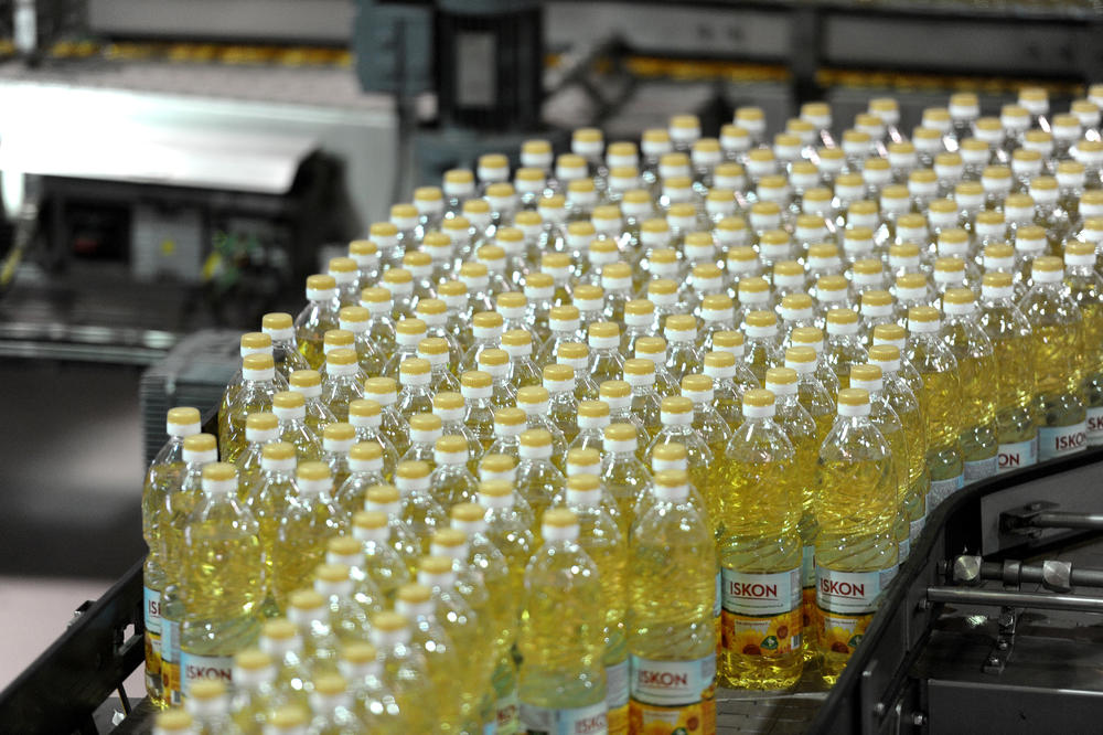 ISTORIJSKI SKOK CENE ULJA: Litra dostigla najveću vrednost u poslednjih 13 godina, evo kada da očekujete sniženje!