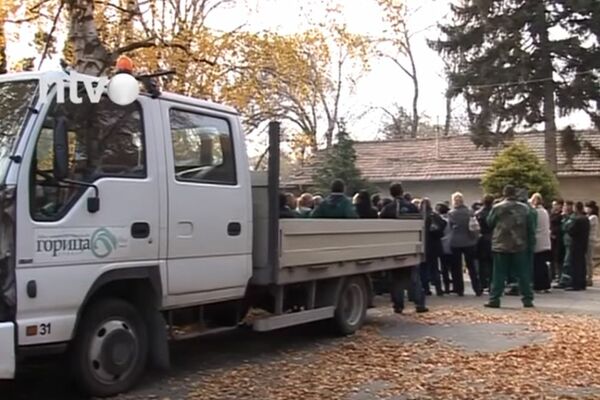 DO ČEGA SU IH DOVELI: Srpski radnici danas u 14 sati ŠTRAJKUJU NA GROBLJU!