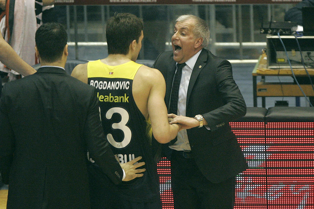 Obradović odgovorio na pitanje da li je Gudurić novi Bogdan! A tek što je opleo jako po bivšem asu CSKA... (FOTO)