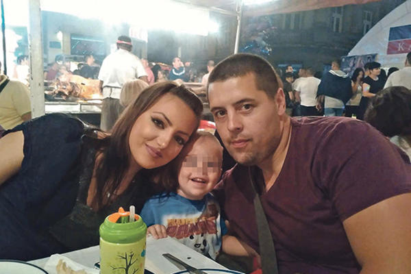 Bako, vodi me kod mame i seke Dunje! Dečak kojem je porodica nastradala u nesreći JECA IZ BOLNICE, a NEMA POJMA DA SU MRTVI!