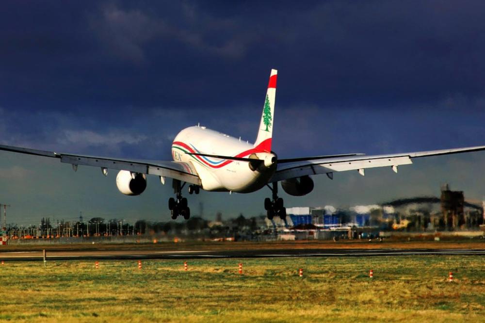 Imate četiri S na avionskoj karti? Evo šta to znači! I ni malo vam se neće svideti! (FOTO) (GIF)