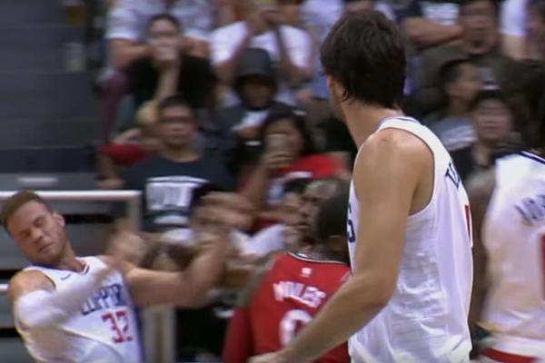 TEO SE VEĆ OSEĆA KAO DEO TIMA: Ibaka udario Grifina, opasna frka bi ispala da Miloš nije uleteo! (VIDEO)