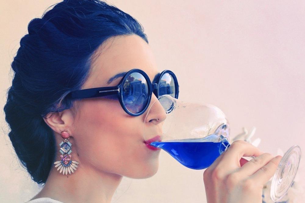 Da li ste nekad pili plavo vino? Niste?! Onda, pravac Španija! (FOTO)