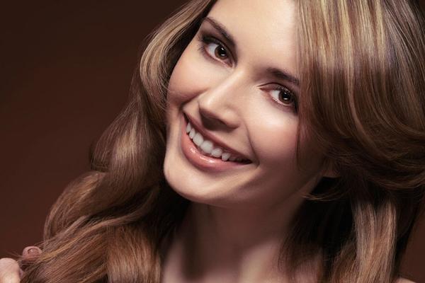 Ovakve šiške su apsolutni hit ove jeseni! A kakve sad pa veze imaju zavese sa tim? (FOTO)