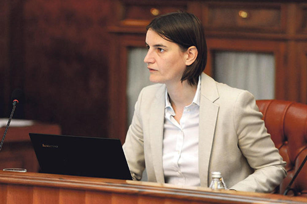 BRNABIĆ OBEĆAVA: Porašće nam plate jer se povećava neoporezivi deo zarade!