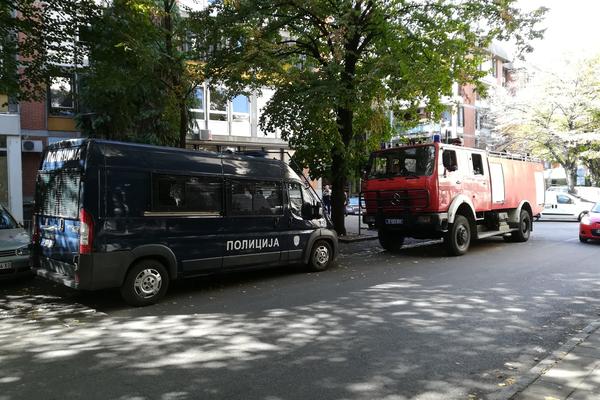 POŽAR NA VRAČARU! Muškarac (59) se nagutao dima, vatrogasci i policija na licu mesta!