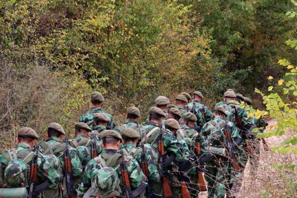 ODATA POŠTA PALIM JUNACIMA NA DIVČIBARIMA: Stradali heroji tokom NATO AGRESIJE neće NIKADA BITI ZABORAVLJENI!