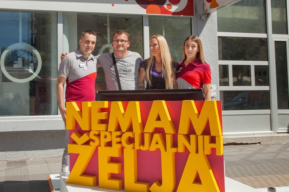 NEĆETE VEROVATI kako je ovaj čovek uspeo da se izbori s tim što mu žena stalno gleda serije! (VIDEO)