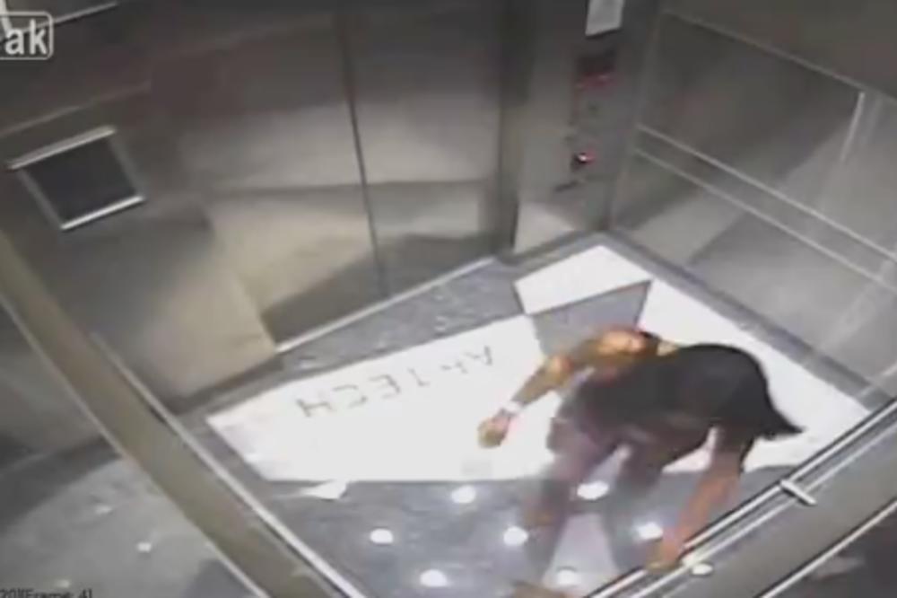ONA GA KRVNIČKI TUČE, A ON MAŠE REPOM I VOLI JE: Milioni mrze ovu ženu zbog snimka iz lifta! (VIDEO)