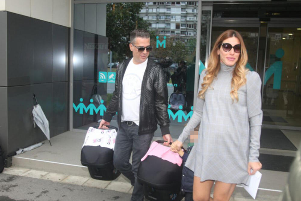 Željko otkrio zbog čega su bliznakinjama dali imena Ana i Srna! Iza te priče zapravo stoji JEDNA DUGO SKRIVANA ŽELJA! (FOTO)