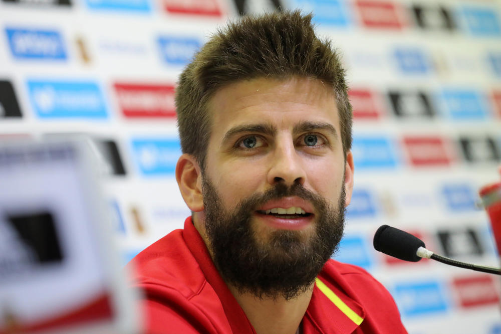 BRUTALAN ODGOVOR PIKEA NA ŠAKIRINU PESMU: Kakav car! Slavni fudbaler ima poruku za BIVŠU! (VIDEO)