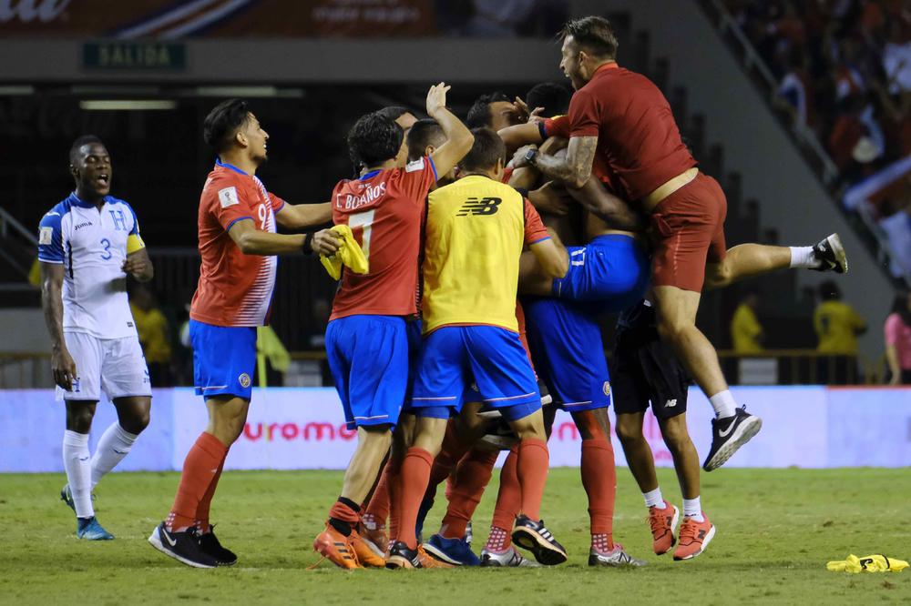 Kada san postane java! I to u 95. minutu utakmice! (FOTO) (VIDEO)