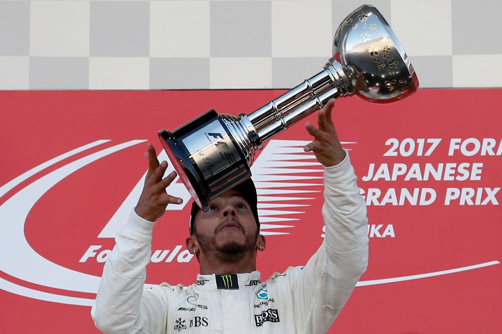 Hamilton punim gasom grabi ka tituli!