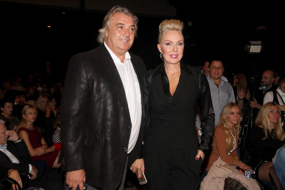 OSVANULA FOTKA BRENINOG MUŽA IZ MLAĐIH DANA: Bobu ni rođena majka ne bi prepoznala, kakav šmeker SVETSKE KLASE!