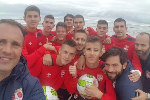 DA NAUČE ZA UBUDUĆE: Omladinci se iznervirali i izgubili, ali na svu sreću ih to nije koštalo!