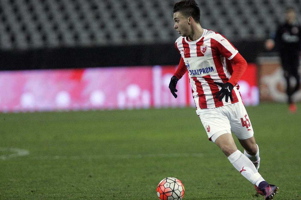 Oglasio se Adžinjo posle het-trika: Vratiću Pešiću za ovo! (FOTO)