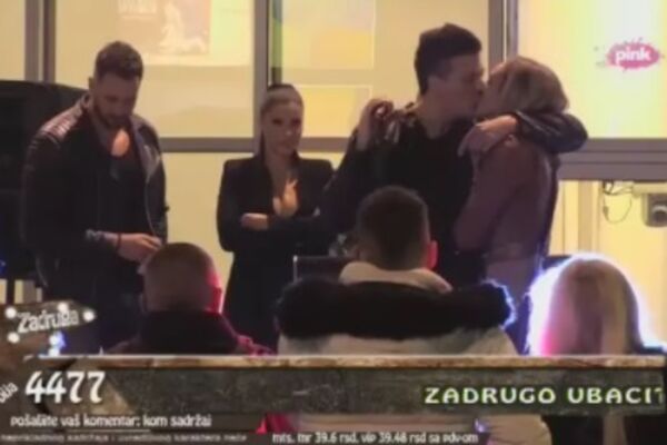 SLOBA POSLAO PORUKU SVOJOJ ŽENI, ALI I LUNI! Blogerka PLAKALA, a ostali Zadrugari...(VIDEO)