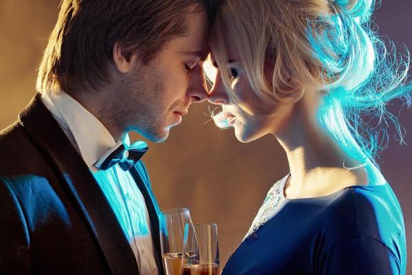 Ako ste ovo sanjale, uskoro se udajete! Dame, da li ste spremne da čujete ovo? (FOTO) (GIF)