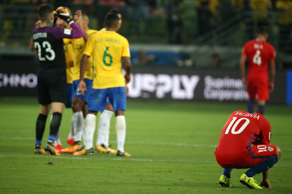 PA KAKO SE SE PLASIRAJU NA MUNDIJAL TAKVI?! U timu im igraju usamljenik, odviknuti alkos, zavisnik od seksa i čovek koji ne izlazi iz flaše... (FOTO) (VIDEO)