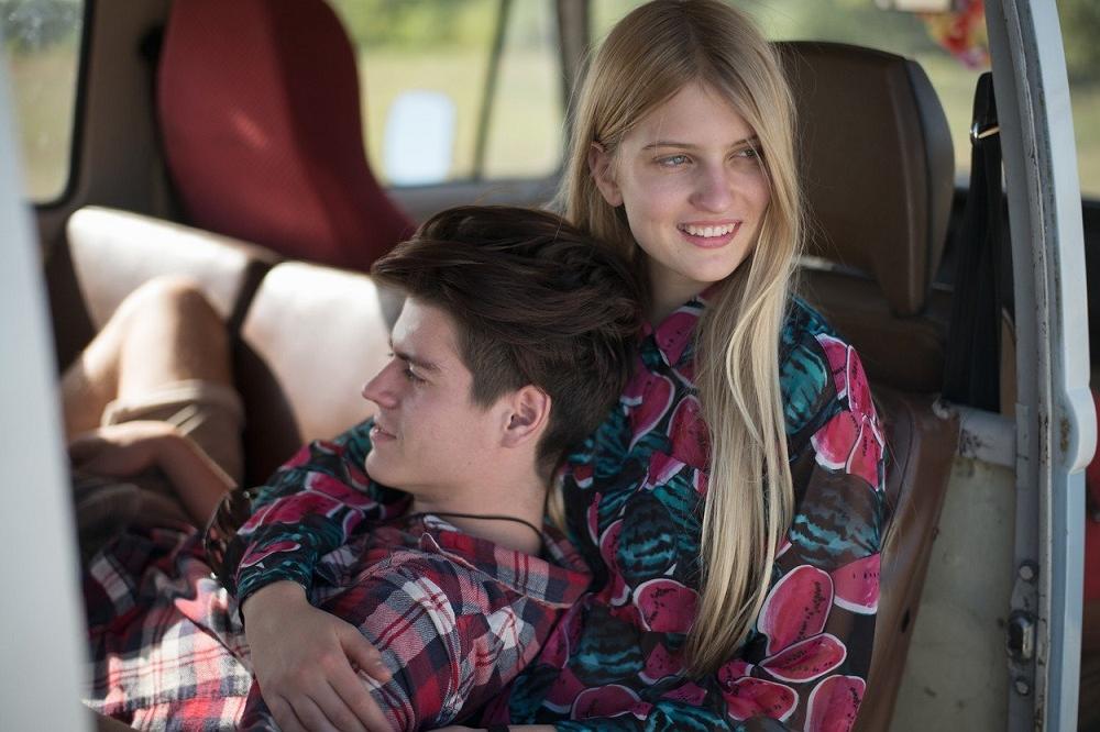 Ništa na brzaka, čekaćeš ga 100 godina da se smisli! 4 znaka koji se najsporije zaljubljuju! (FOTO) (GIF)