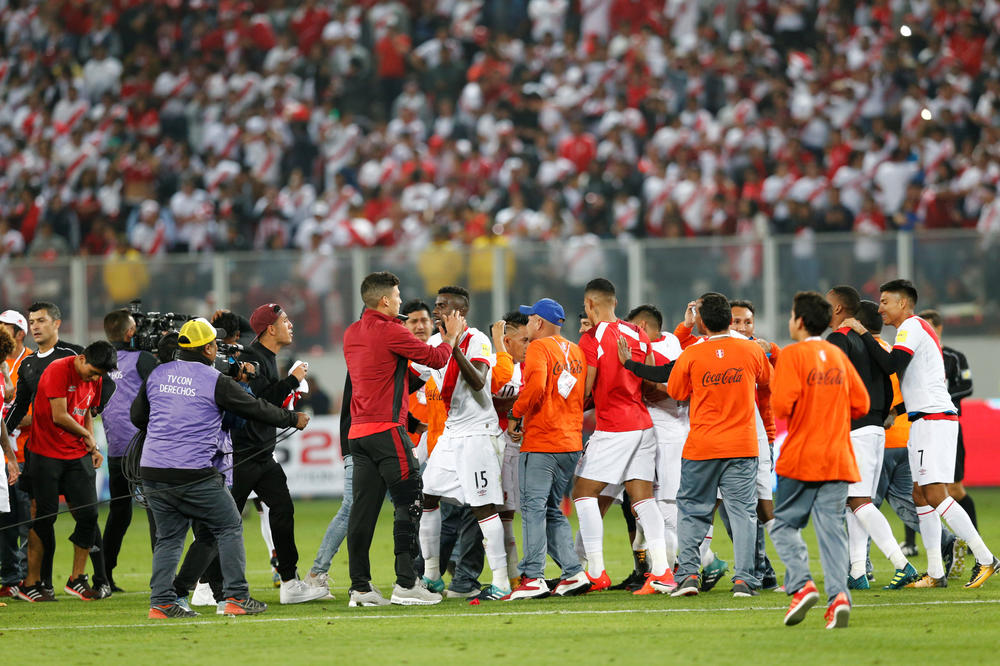 TA LUDA JUŽNA AMERIKA! Fudbal u Peruu staje na mesec dana zbog baraža za Svetsko prvenstvo! (FOTO) (VIDEO)