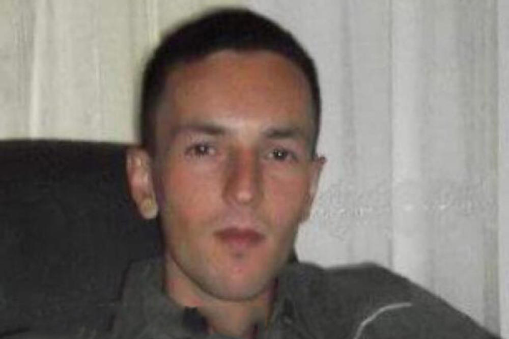 NESTAO MOMAK (32) IZ NOVOG SADA: Dobijao pretnje preko FEJSBUKA, od četvrtka ga NIKO nije video! (FOTO)