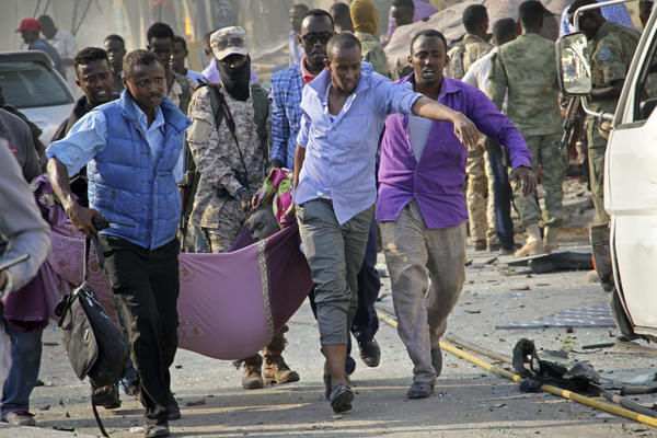 Najmanje četiri osobe stradale u bombaškom napadu u Somaliji