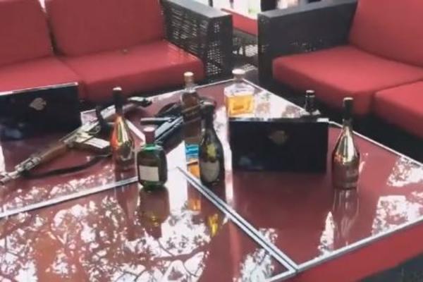 KALAŠNJIKOVI, DŽIPOVI, TEKILE I DEVOJKE U MINIĆIMA: Procureo snimak sa ŽURKE meksičkog narko bosa! (VIDEO)