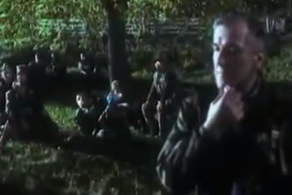 Nikad prikazana scena iz filma LEPA SELA LEPO GORE! Posle Kojine izvale cela glumačka ekipa popadala je od smeha! (VIDEO)