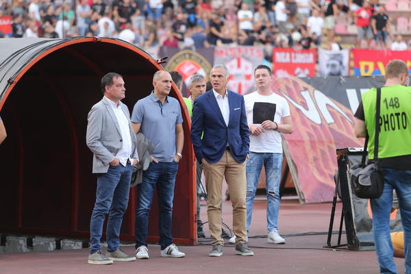 Zvezda ponovo oplela po FSS i Partizanu! Ovako nije bilo ni u eri Toleta Karadžića! (FOTO)