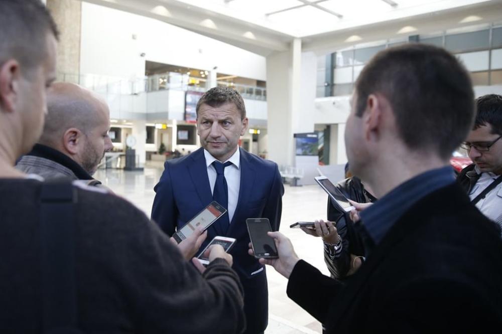 ĐUKIĆ SE NE PLAŠI ALBANSKIH NAVIJAČA: Nismo došli da dižemo tenzije! Nerešen rezultat u Elbasanu nije neuspeh!