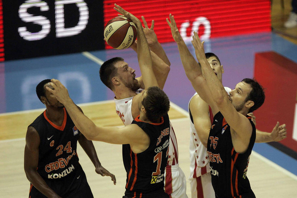 Htela ga je Zvezda, ali je on otišao u Strazbur! (FOTO)