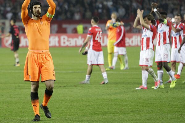 TUGA NA MARAKANI: Zvezda pala na samom kraju pred Arsenalom, a nadigrala ga je! Ko zna šta bi bilo, da nije bilo crvenog kartona! (FOTO) (VIDEO)