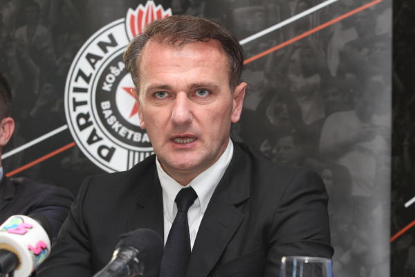 HITNA KONFERENCIJA U HUMSKOJ: Ostoja Mijailović o Zagorcu, Muti i Samardu! (VIDEO)